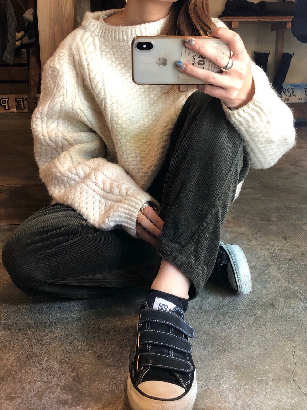 「アランニット、フィッシャーマンニット、今日のコーデ、オトナカジュアル、古着、vintage、ootd、コーデュロイ」｜「usedのアイテム（ニット/セーター、ホワイト系）」を使った、hinanoさん（レディース・154cm）の冬コーディネートの1枚目の写真