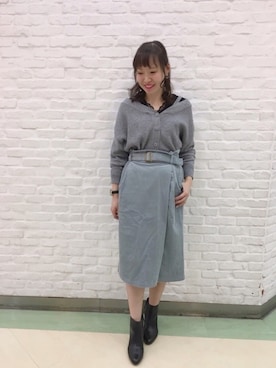 「VIS（ビス）の【マルチウェイ】Vネックカーディガン（カーディガン/ボレロ、グレー系）」を使った、Yuiさん（レディース・163cm）の冬コーディネート