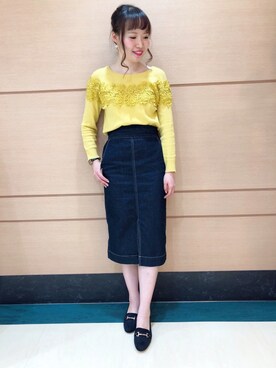 「VIS（ビス）の前スリットデニムタイトスカート（デニムスカート、ブルー系）」を使った、Yuiさん（レディース・163cm）の冬コーディネート