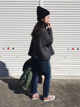 「Levis」｜「アイテム（ニットキャップ/ビーニー）」を使った、ぺこさん（レディース・156cm）の冬コーディネート