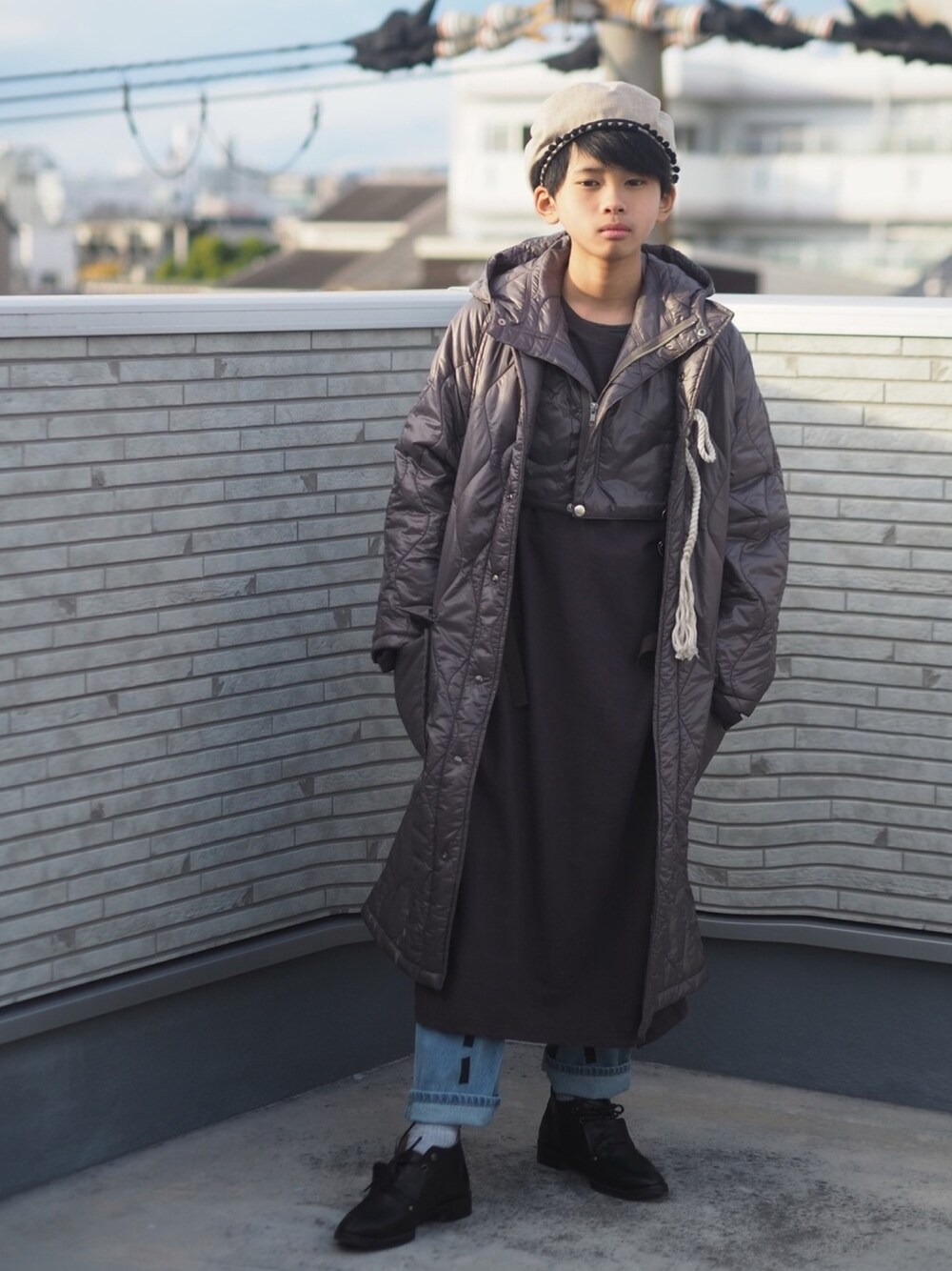 「男の子コーデ、キルティングコート、ダッフルコート、グレーコーデ、おしゃれさんと繋がりたい、ベレー帽、お気に入りアイテム、年末WEAR感謝祭」｜「GRISのアイテム（ダッフルコート、グレー系）」を使った、らいとさん（キッズ・148cm）の冬コーディネートの1枚目の写真