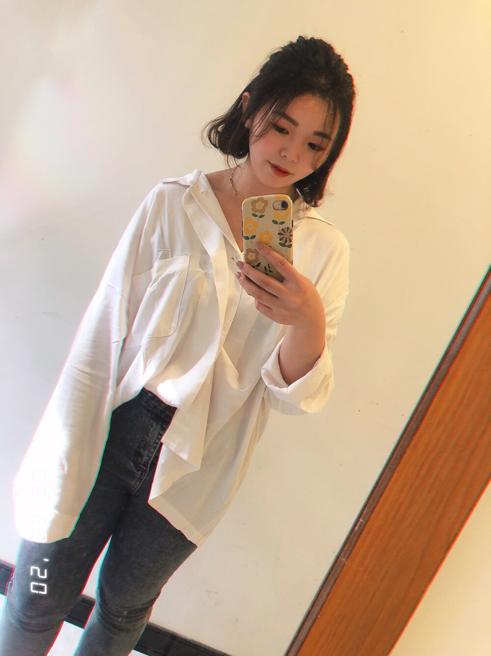 「白襯衫、女人味、小資女孩、休閒」｜「STARMIMIのアイテム（その他パンツ、ブルー系）」を使った、szuyuさん（レディース・157cm）の秋コーディネートの1枚目の写真
