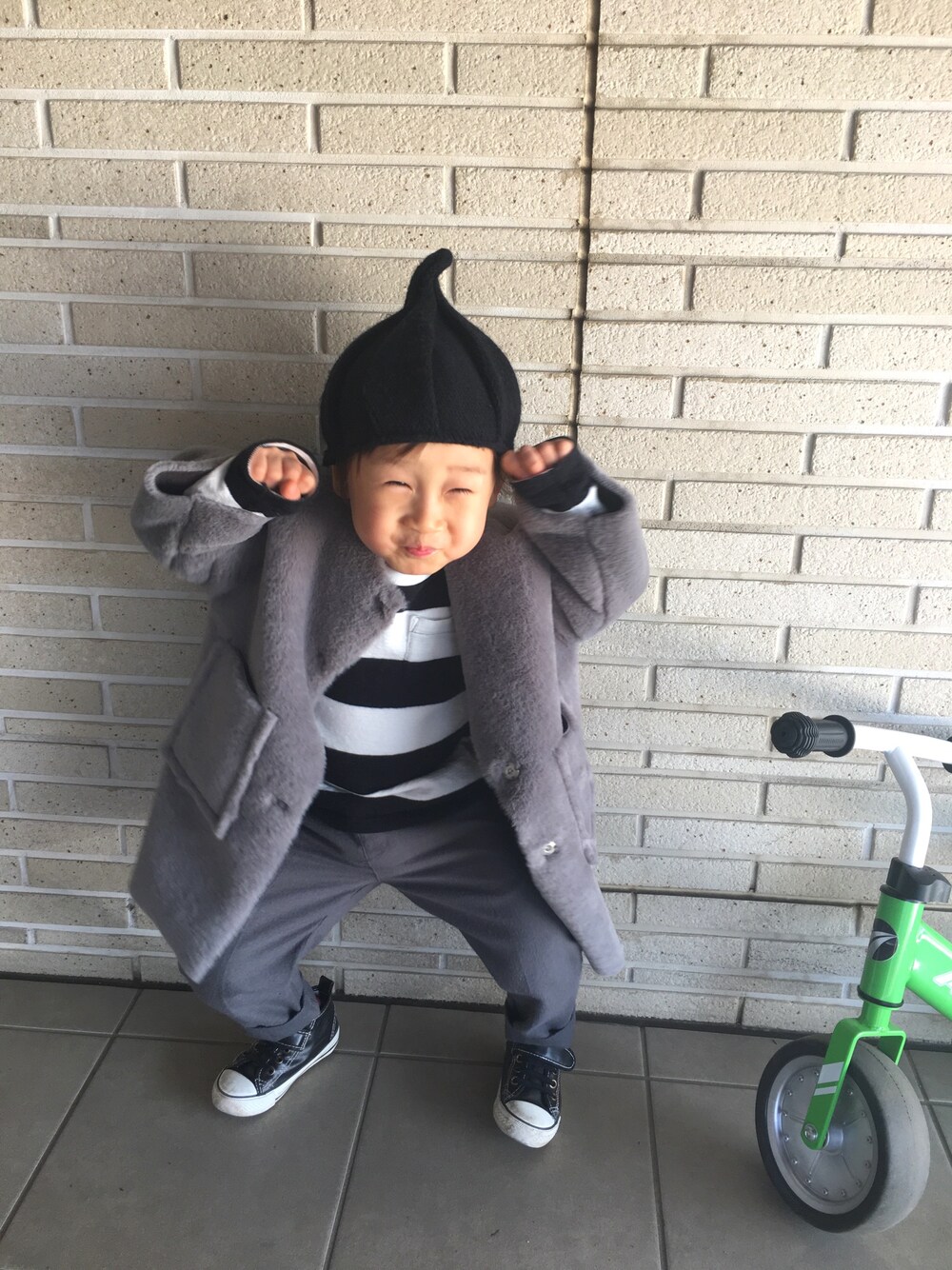 「休日スタイル、キッズファッション、男の子コーデ、おとこのこ、3歳、ららぽーと、韓国子供服」｜「韓国子供服のアイテム（ニットキャップ/ビーニー、ブラック系）」を使った、RI⌒✶⋆⠒̫⃝さん（キッズ・90cm）の冬コーディネートの1枚目の写真