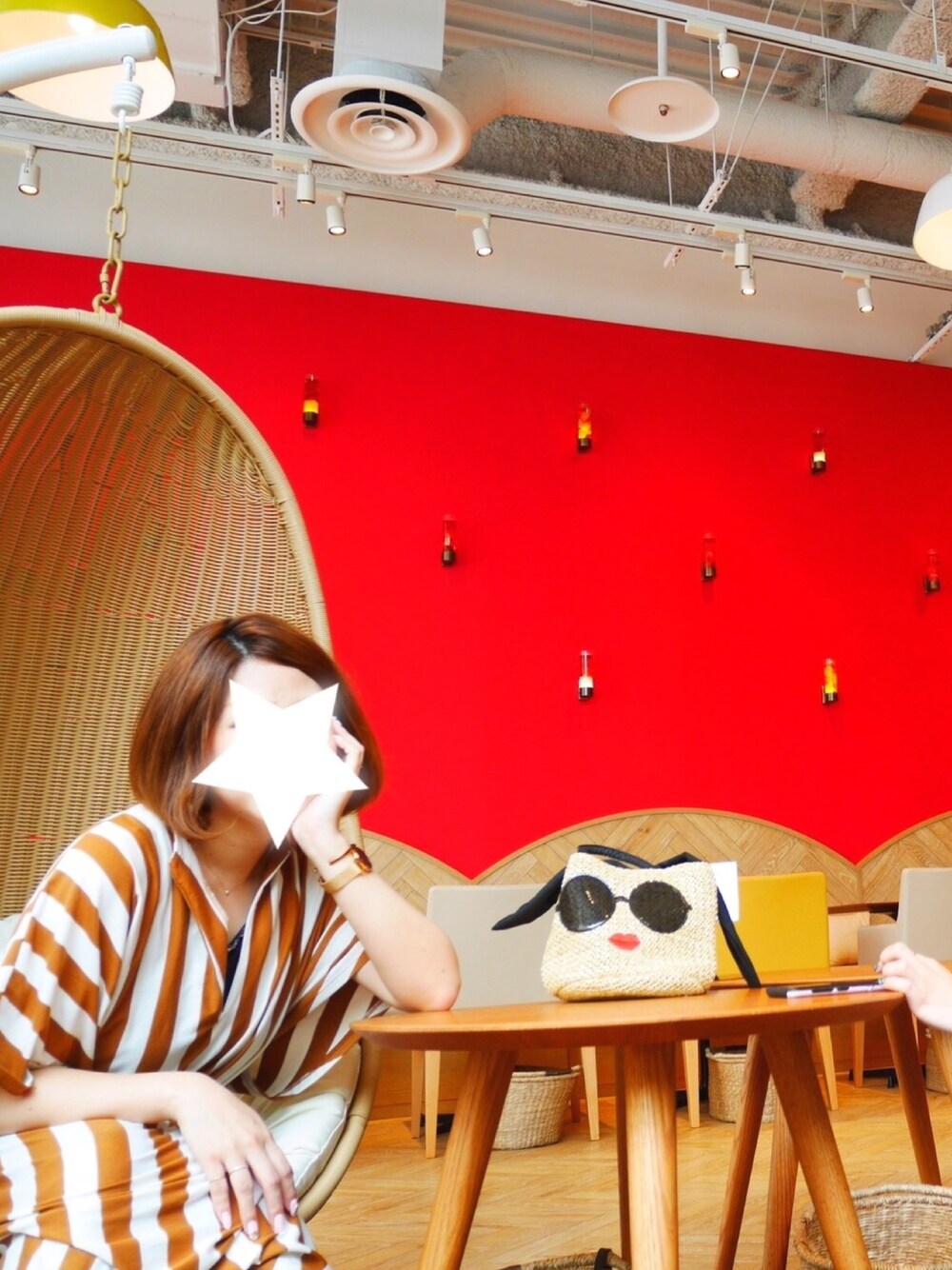 「ZARA、ママコーデ、ママファッション」｜「ZARAのアイテム（ワンピース、オレンジ系）」を使った、RI⌒✶⋆⠒̫⃝さん（キッズ・100cm）の春コーディネートの1枚目の写真