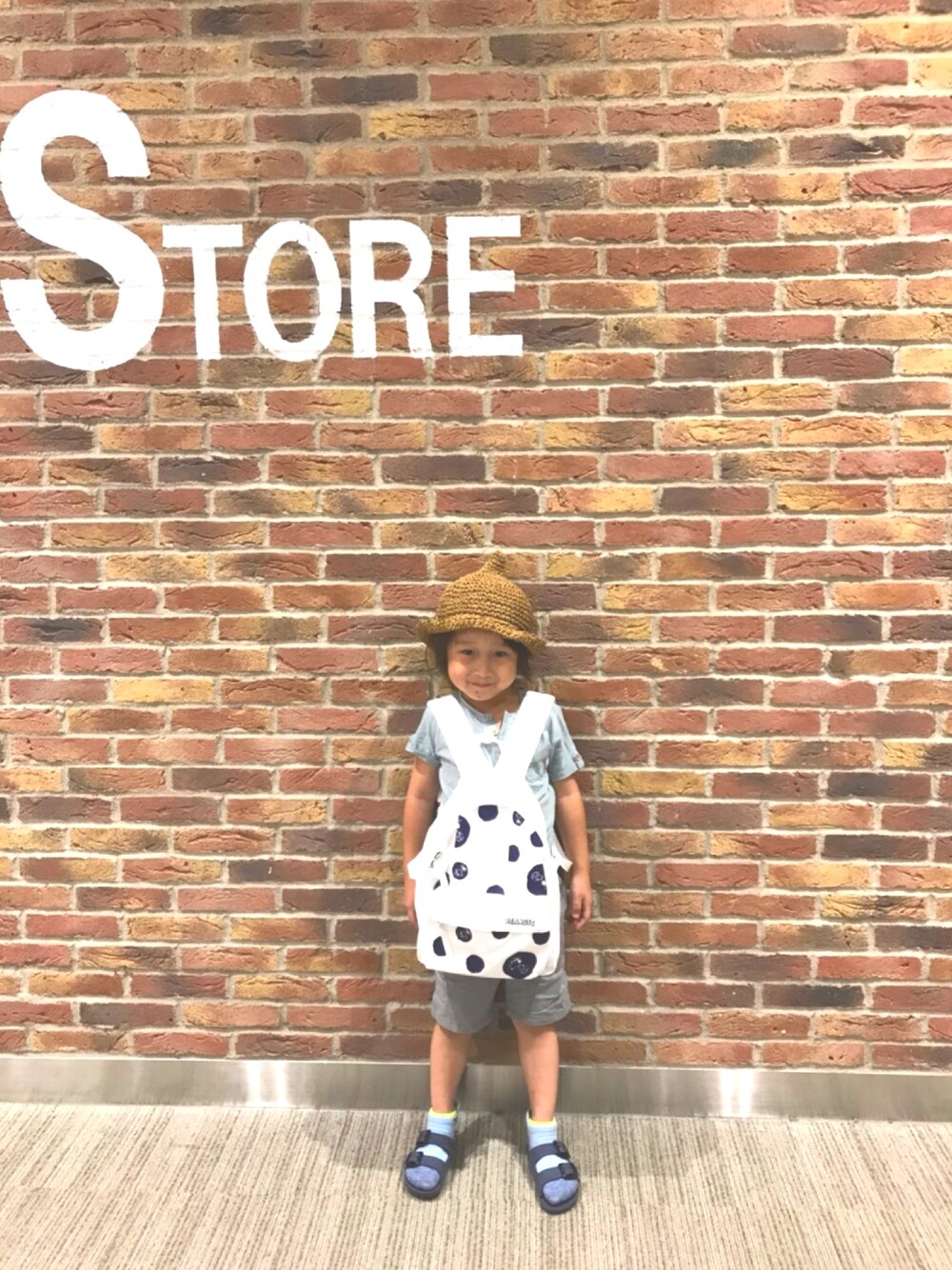 「キッズファッション、休日スタイル、男の子コーデ、男の子、ドット、4歳」｜「CIAOPANIC TYPYの【CILOCALA×ピーナッツ】リュックサックS（バックパック/リュック、ホワイト系）」を使った、RI⌒✶⋆⠒̫⃝さん（キッズ・100cm）の夏コーディネートの1枚目の写真