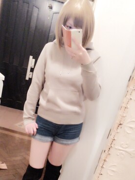 「GU（ジーユー）のアイテム（パーカー、ベージュ系）」を使った、Sanaさん（レディース・156cm）の冬コーディネート