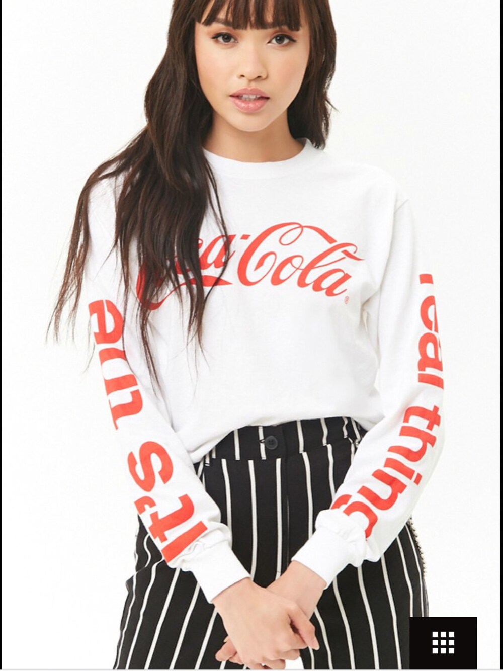 「大きいサイズ、ぽっちゃり、ぽっちゃりでもおしゃれしたい！、コカコーラ コラボ、コカコーラ」｜「FOREVER 21のアイテム（トップス、ホワイト系）」を使った、むぎさん（レディース・159cm）の秋コーディネートの1枚目の写真