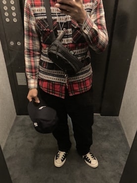 「Supreme （シュプリーム）のアイテム（ショルダーバッグ、ブラック系）」を使った、kanash0さん（メンズ・175cm）の秋コーディネート