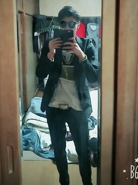 「GU（ジーユー）のアイテム（Tシャツ/カットソー、ホワイト系）」を使った、ゆうさん（メンズ・178cm）の冬コーディネート