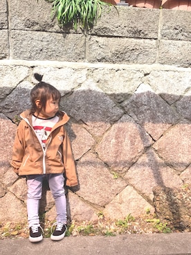 「アイテム（ナイロンジャケット）」を使った、neoさん（キッズ・90cm）の春コーディネート