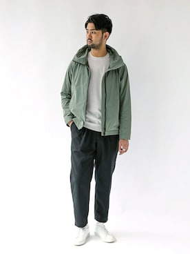 「スポーツ」｜「アイテム（その他アウター）」を使った、TERAさん（メンズ・183cm）の秋コーディネート