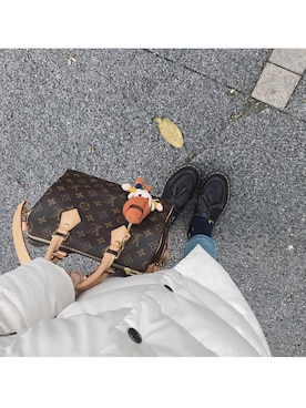 「LouisVuitton」｜「アイテム（ダウンジャケット/コート）」を使った、sallyh0ngさん（レディース・155cm）の春コーディネート