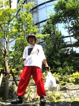 「赤×白」｜hossiyさん（メンズ・169cm）の夏コーディネート