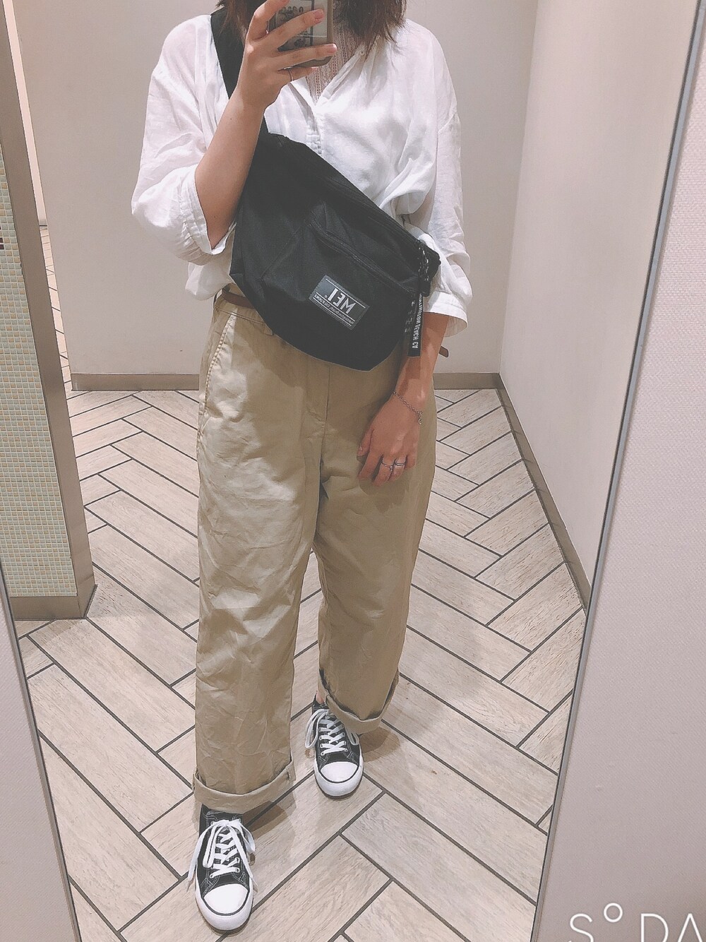 「オトナ女子、NEWYORKJOE、UNIQLO、しまむら、プチプラ、レース、フォローミー、いいね、save、フォローお願いします🤑、ラクチンコーデ、スニーカーコーデ」｜「UNIQLOのハイウエストチノワイドパンツ（丈標準69～71cm）（その他パンツ、ベージュ系）」を使った、むーさん（レディース・159cm）の夏コーディネートの1枚目の写真
