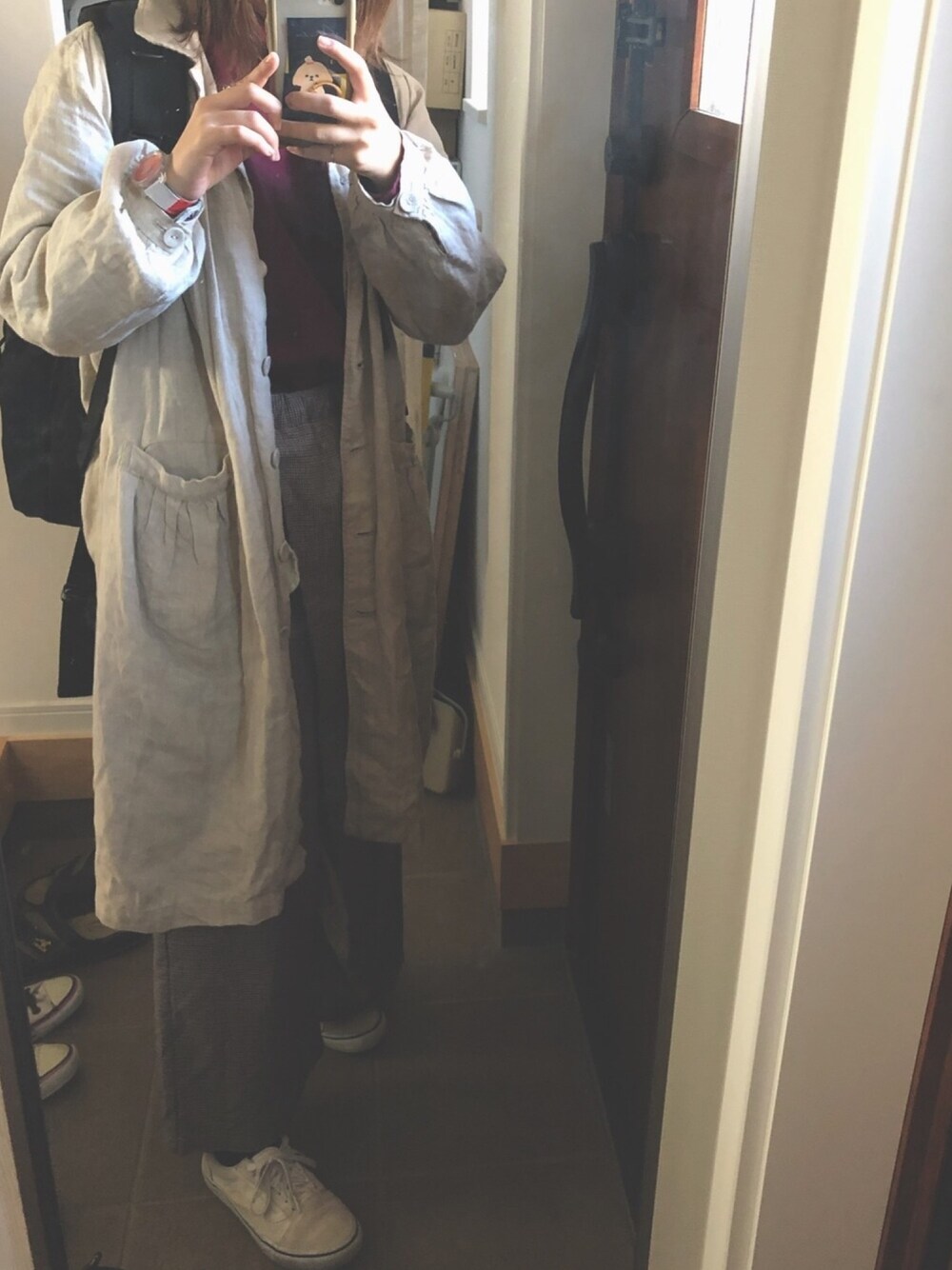 「シンプル、スニーカーコーデ、秋、チェック、ワイドパンツ、VANS、UNIQLO、いいね、save、フォローお願いします🤑、ユニクロ、おしゃれさんと繋がりたい」｜「chou chou de mamanのアイテム（ジャケット/アウター、ベージュ系）」を使った、むーさん（レディース・159cm）の秋コーディネートの1枚目の写真