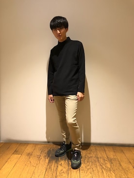 「TETE HOMME（テットオム）のアイテム（トップス）」を使った、おまつさん（メンズ・163cm）の秋コーディネート