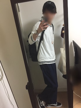 「unrelaxing（アンリラクシング）のアイテム（アクセサリー）」を使った、しぇきさん（メンズ・173cm）の春コーディネート