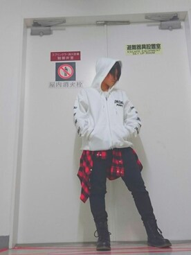 「ジェンダーレス女子」｜ﾌｳｶさん（レディース・158cm）の冬コーディネート