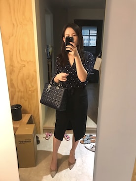 「Rails（レイルズ）のアイテム（トップス）」を使った、Wuhsintaiさん（レディース・171cm）の春コーディネート