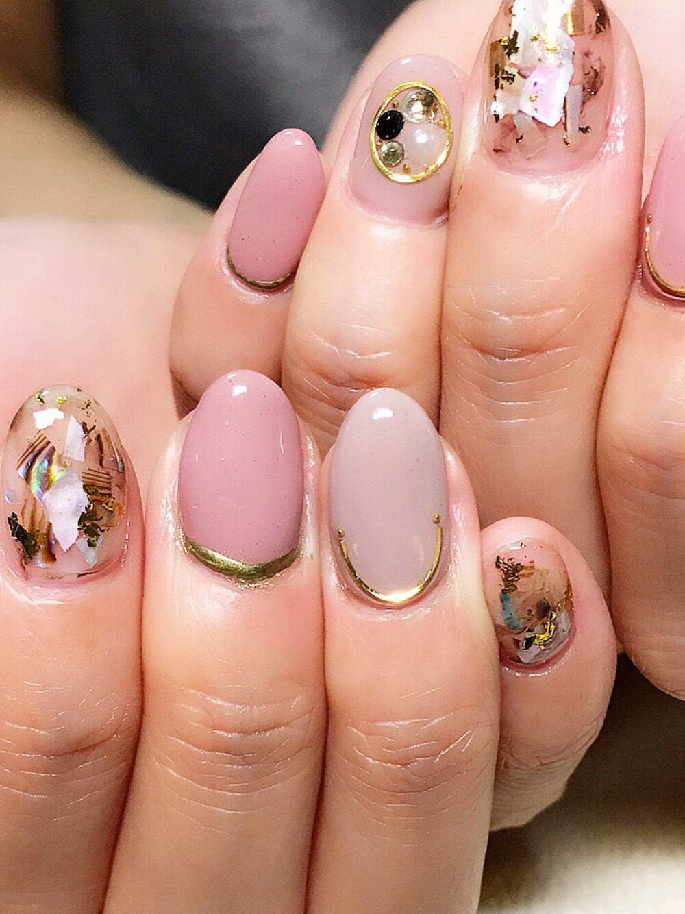 「ネイル、秋ネイル、ネイルチェンジ」｜「NAILSのアイテム（その他、ピンク系）」を使った、ミーさん（レディース・159cm）の秋コーディネートの1枚目の写真