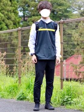 「アイテム（ナイロンジャケット、ホワイト系）」を使った、みっちーさん（メンズ・180cm）の春コーディネート