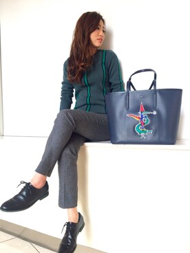A LACOSTE なんばパークス店 employee RIKA is wearing LACOSTE "コットンウールストライプセーター"