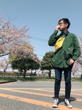 「アイテム（ボディバッグ/ウエストポーチ、イエロー系）」を使った、GOさん（メンズ・172cm）の春コーディネート