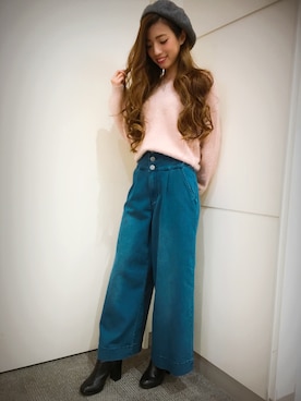 「フェザー」｜「アイテム（ハンチング/ベレー帽）」を使った、阪田 千鶴さん（レディース・157cm）の冬コーディネート