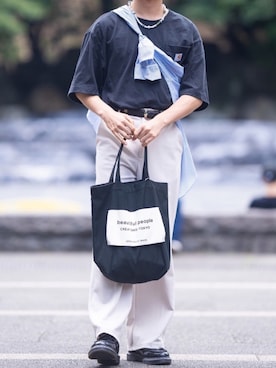 「carhartt」｜「アイテム（スラックス）」を使った、しゅうさん（メンズ・169cm）の夏コーディネート