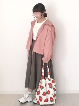 「AS KNOW AS PINKY（アズノゥアズピンキー）のアイテム（マウンテンパーカー）」を使った、mamiさん（レディース・157cm）の春コーディネート