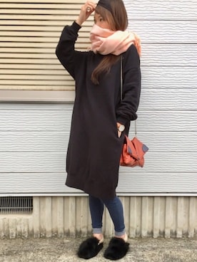 スリッポンを使った スエットワンピース の人気ファッションコーディネート Wear