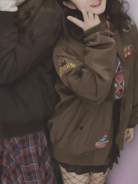 「網タイツ」｜「アイテム（ミリタリージャケット）」を使った、Nanamiさん（レディース・149cm）の冬コーディネート