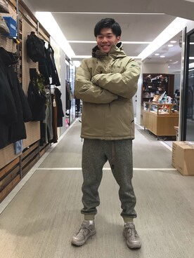 「MANASTASH（マナスタッシュ）のアイテム（ダウンジャケット/コート）」を使った、ことっきーさん（メンズ・176cm）の冬コーディネート