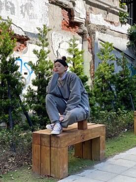 「oversize」｜「アイテム（スウェット）」を使った、1VOFUFOさん（レディース・158cm）の冬コーディネート