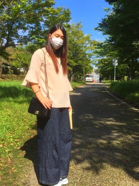 「OZOC（オゾック）のアイテム（Tシャツ/カットソー、ベージュ系）」を使った、aさん（レディース・168cm）の秋コーディネート