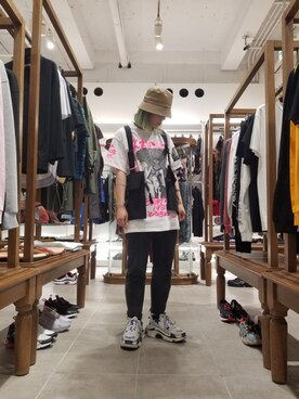 「FLAGSTUFF（フラグスタフ）のアイテム」を使った、niikoさん（レディース・162cm）の春コーディネート