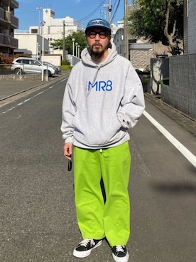 「EU,US CONVERSE（イーユーユーエスコンバース）のアイテム」を使った、えんどうさん（メンズ・165cm）の春コーディネート