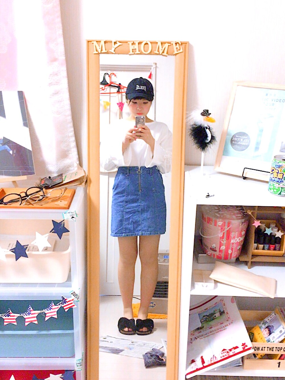 「シンプル」｜「GUのアイテム（デニムスカート、ブラック系）」を使った、わーさん（レディース・165cm）の冬コーディネートの1枚目の写真