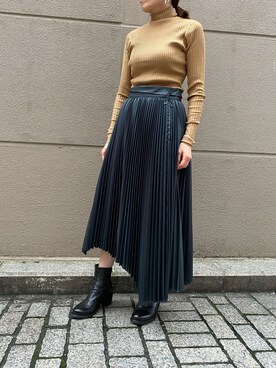 「HOLZWEILER（ホルツワイラー）のアイテム」を使った、naoco37さん（レディース・155cm）の秋コーディネート