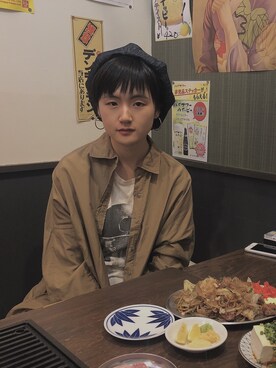 「日系极简」｜「アイテム（トレンチコート）」を使った、旅越さん（レディース・164cm）の冬コーディネート