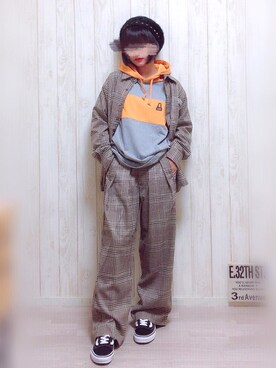 パーカー オレンジ系 を使った 中学生 のレディース人気ファッションコーディネート Wear