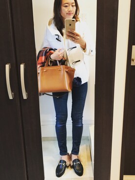 「UNIQLO（ユニクロ）のWOMEN ウルトラストレッチジーンズ（デニムパンツ）」を使った、F♡さん（レディース・166cm）の冬コーディネート