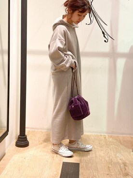 「スエット」｜「アイテム（ワンピース/ドレス）」を使った、にわちゃんさん（レディース・153cm）の秋コーディネート