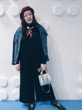 「MONKI（モンキ）のアイテム（パーカー）」を使った、Waiyin Wongさん（レディース・169cm）の春コーディネート