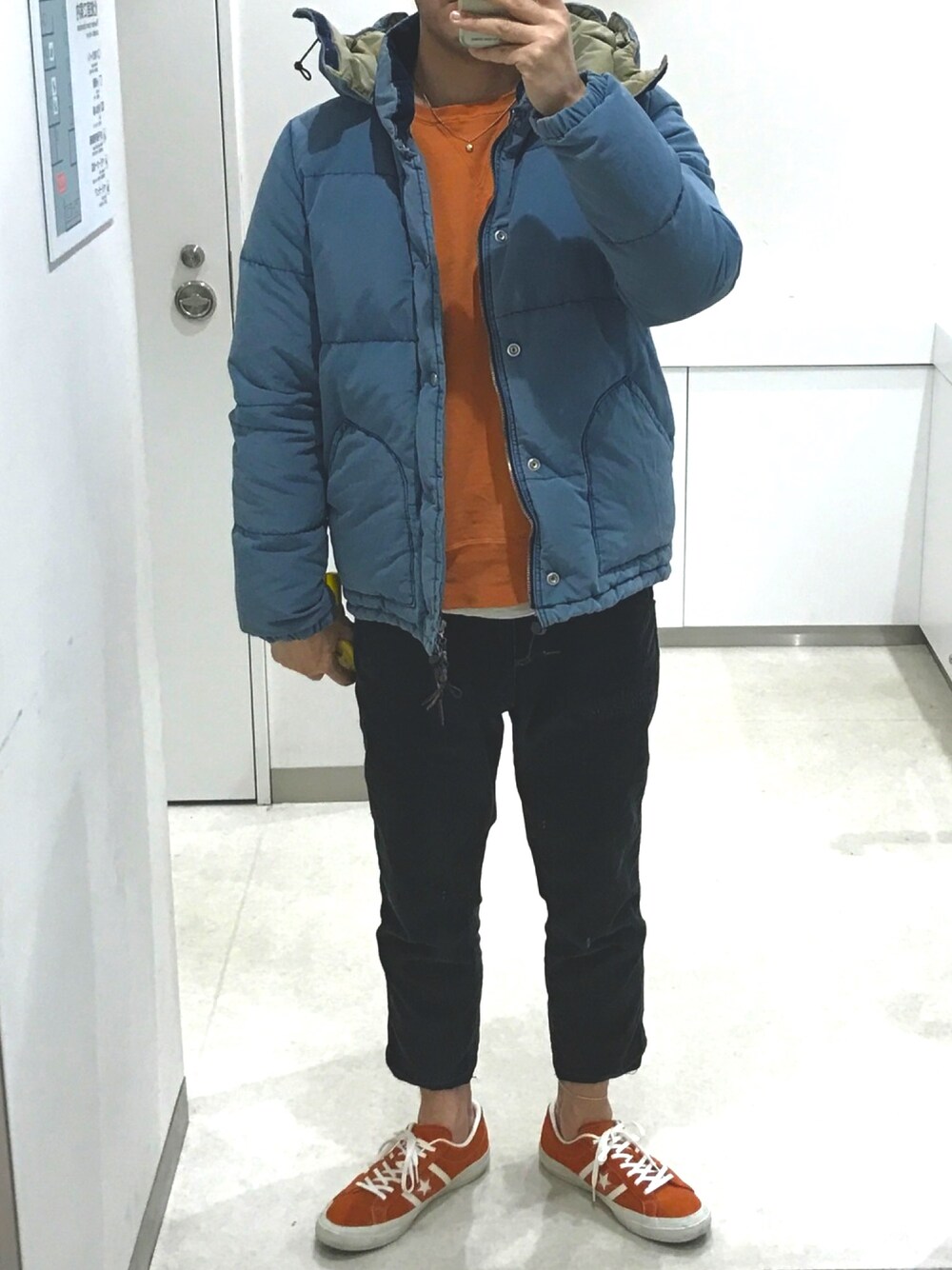 「REMI RELIEF、シンプルコーデ、オトナカジュアル、おしゃれさんと繋がりたい、beams plus、Wrangler、nano・universe、converse、ダウンジャケット、コーデュロイ」｜「BEAMS PLUSのREMI RELIEF×BEAMS PLUS / インディゴ 60/40　ダウンジャケット（ブルゾン、ブルー系）」を使った、Shun@☻☻☻☻☻☻☻さん（メンズ・178cm）の夏コーディネートの1枚目の写真