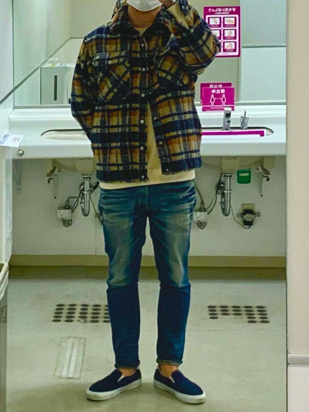 「おしゃれさんと繋がりたい、オトナカジュアル、カジュアルコーデ、BAYFLOW(BAYFLOW)、good on、LEE、VANS、ボアジャケット、デニム、スリッポン」｜「BAYFLOWのチェックボアCPOジャケット（ブルゾン、ベージュ系）」を使った、Shun@☻☻☻☻☻☻☻さん（メンズ・178cm）の冬コーディネートの1枚目の写真