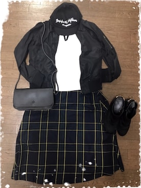 「AMERICAN HOLIC」｜「アイテム（ブーティ）」を使った、EBiiiiさん（レディース・155cm）の秋コーディネート