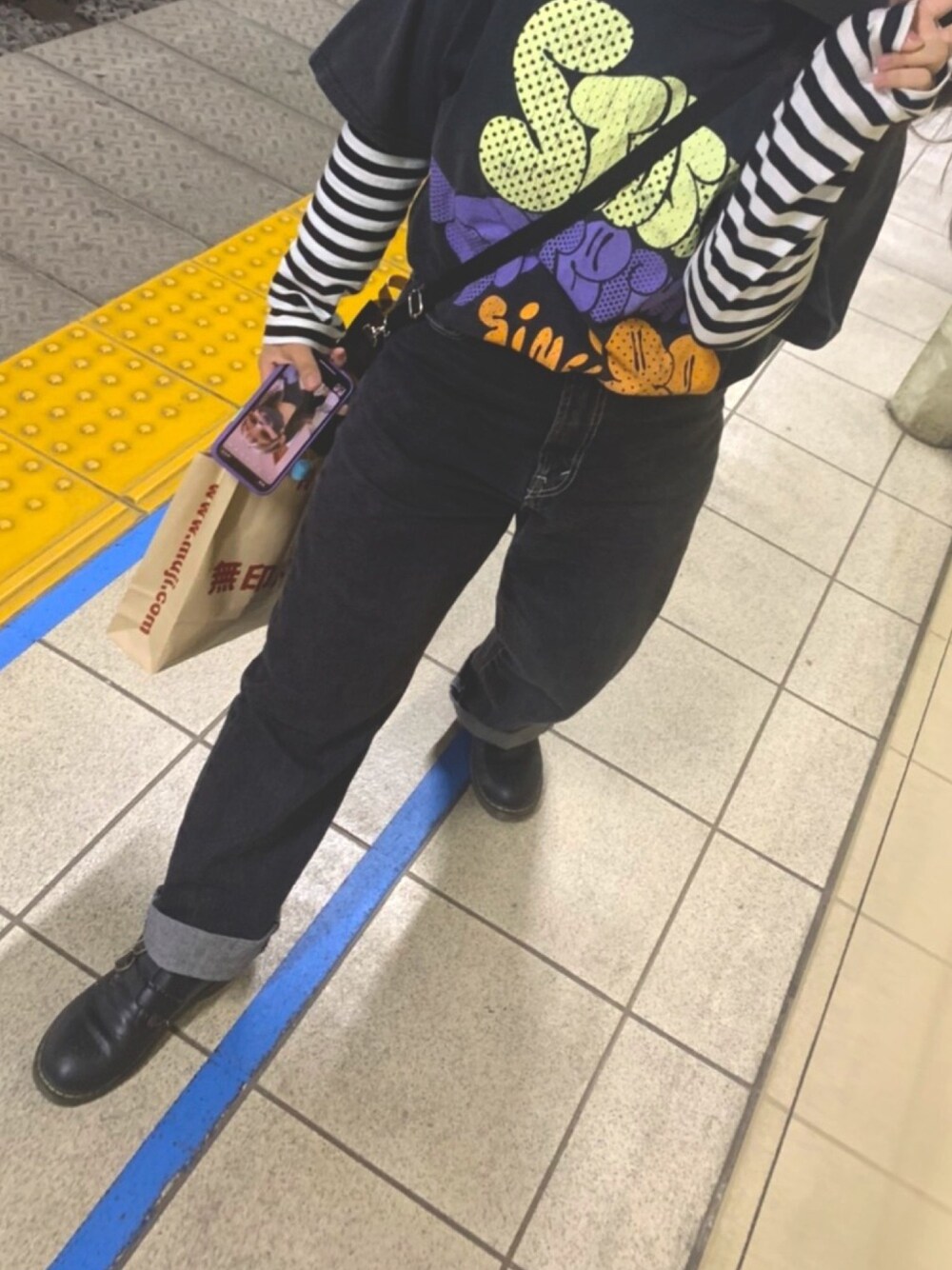「ストリート、秋のマイ旬スタイル」｜「apres jourのアイテム（パンツ、その他）」を使った、ユさん（レディース・149cm）の秋コーディネートの1枚目の写真