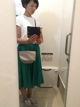 okubonさんの「リネンフレアカラースカート」を使ったコーディネート