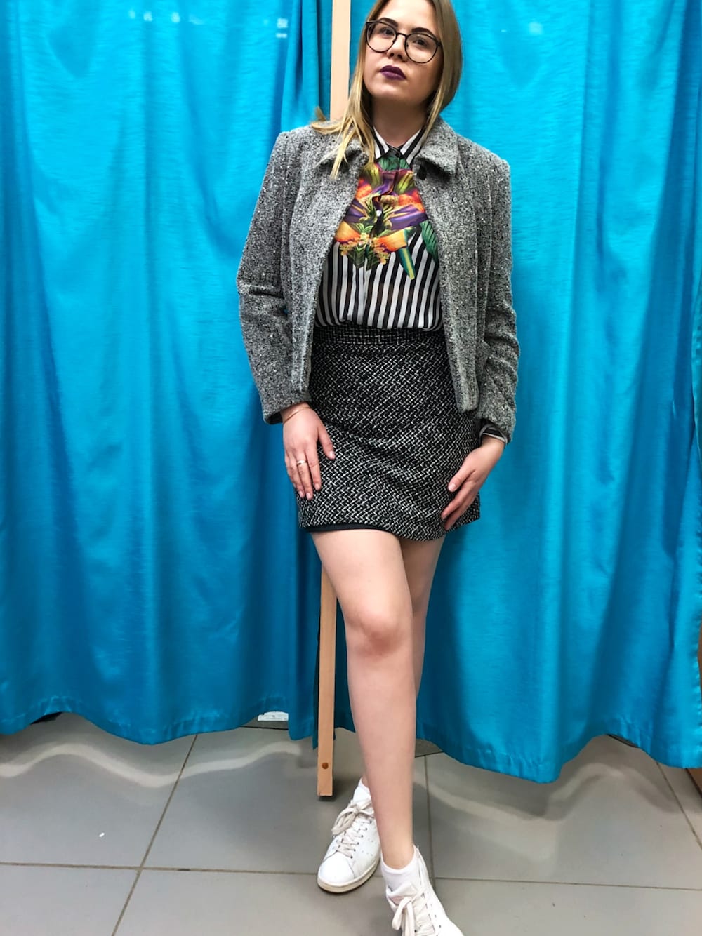 「girl、adidas、MONKI、look、spring、shopping」｜「UNOのアイテム（スカート、グレー系）」を使った、Galina Astさん（レディース・60cm）の春コーディネートの1枚目の写真